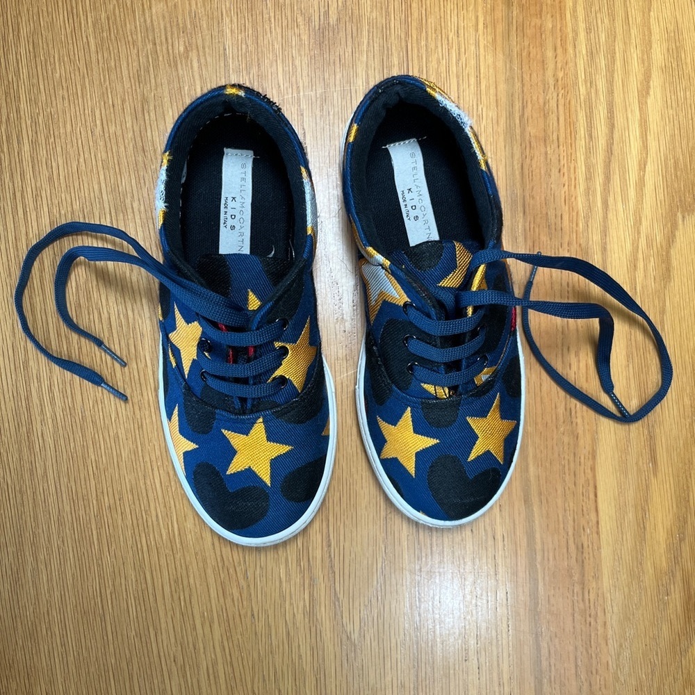 Stella McCartney LUX Saks little girl embroidered stars Navy Sneakers Sz 13.